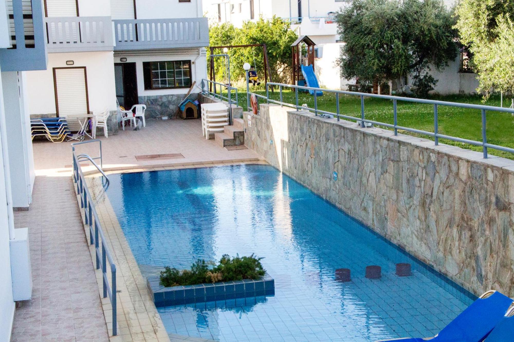 Popi Hotel Apartments Agia Marina  Ngoại thất bức ảnh