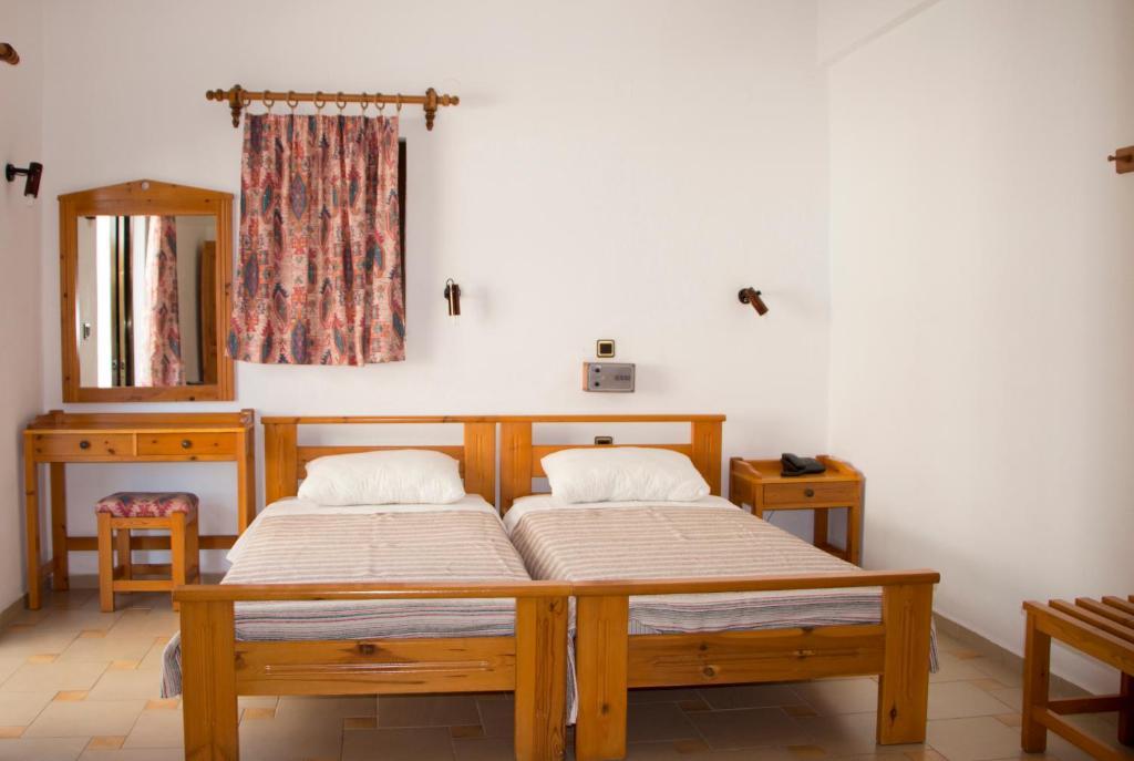 Popi Hotel Apartments Agia Marina  Ngoại thất bức ảnh