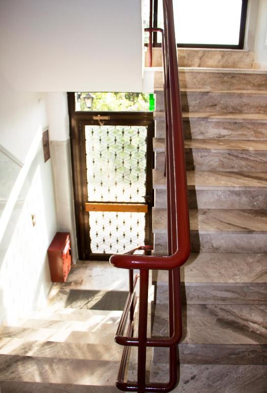 Popi Hotel Apartments Agia Marina  Ngoại thất bức ảnh